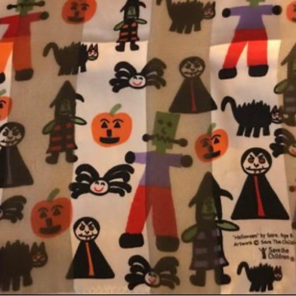 VINTAGE NEW HALLOWEEN SCARF FROM SAVE THE CHILDREN